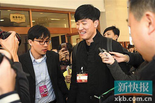 劉翔：建議學(xué)生每天堅(jiān)持1小時體育鍛煉